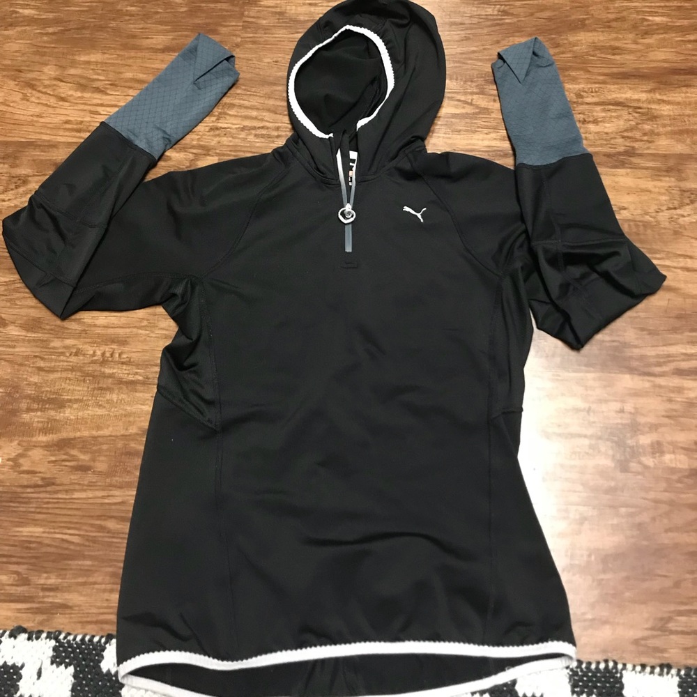 Puma pullover with hood. Hand warmers